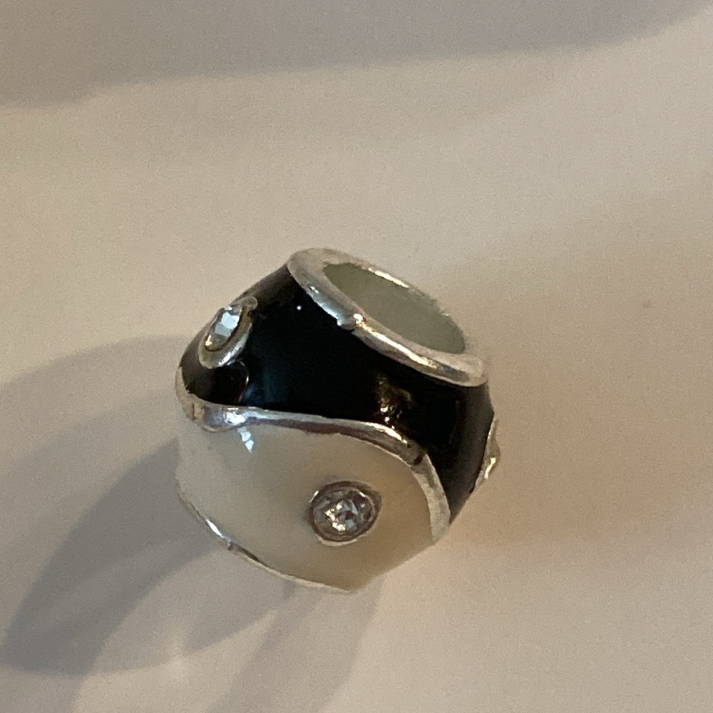 NWOT - VINTAGE YIN YANG SLIDER SILVER CHARM BEAD ☯ TAI CHI SYMBOL WITH CZ'S